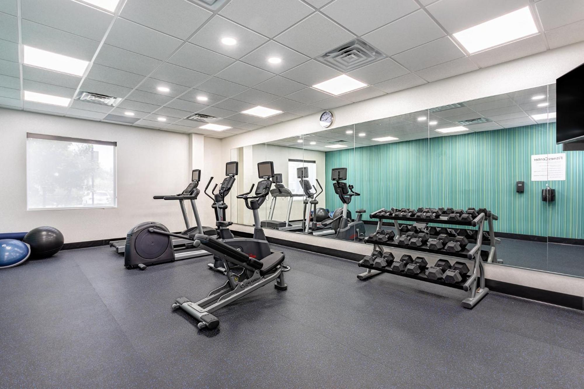 Holiday Inn Express & Suites - Miramar By Ihg ภายนอก รูปภาพ