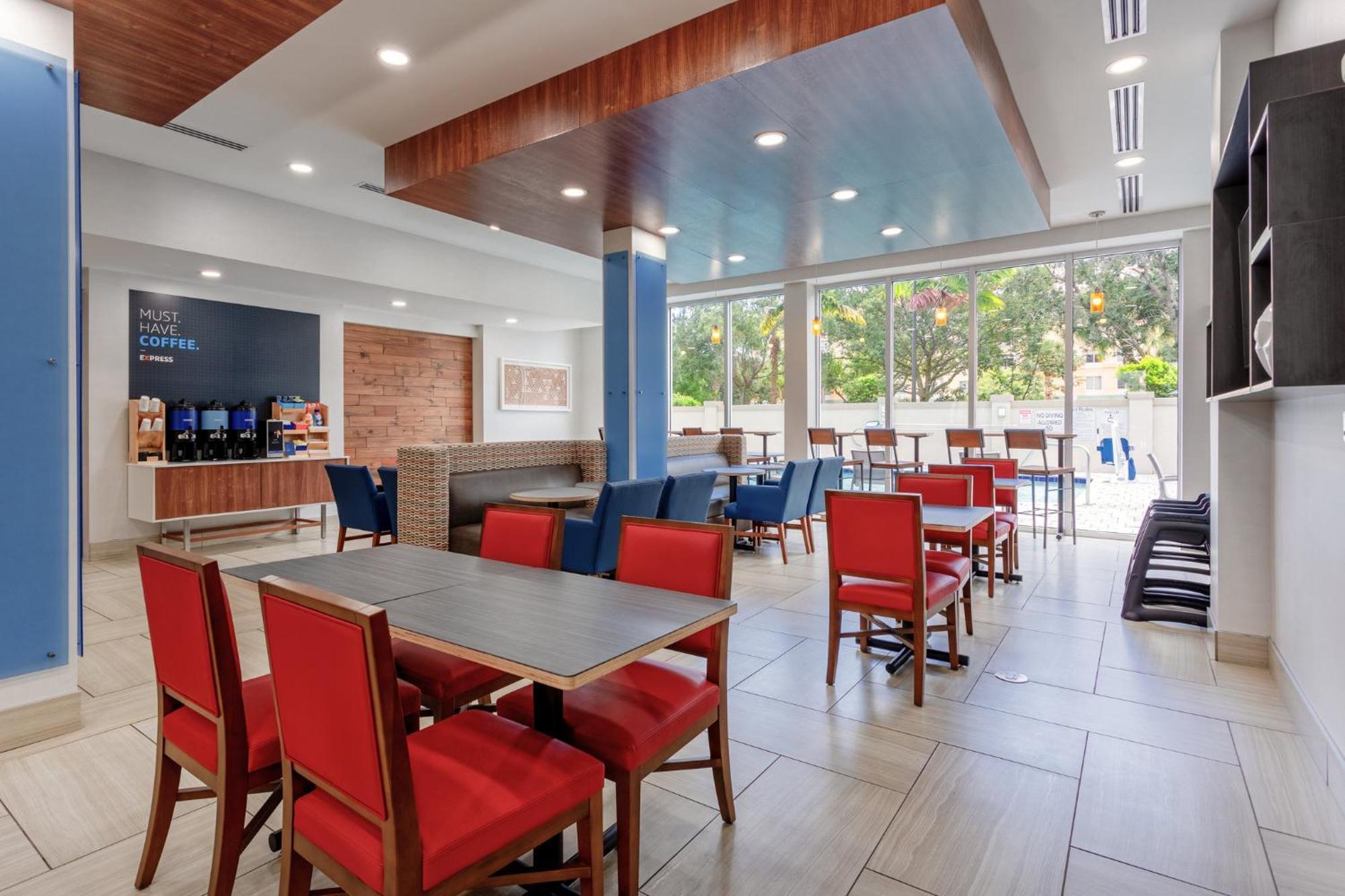 Holiday Inn Express & Suites - Miramar By Ihg ภายนอก รูปภาพ