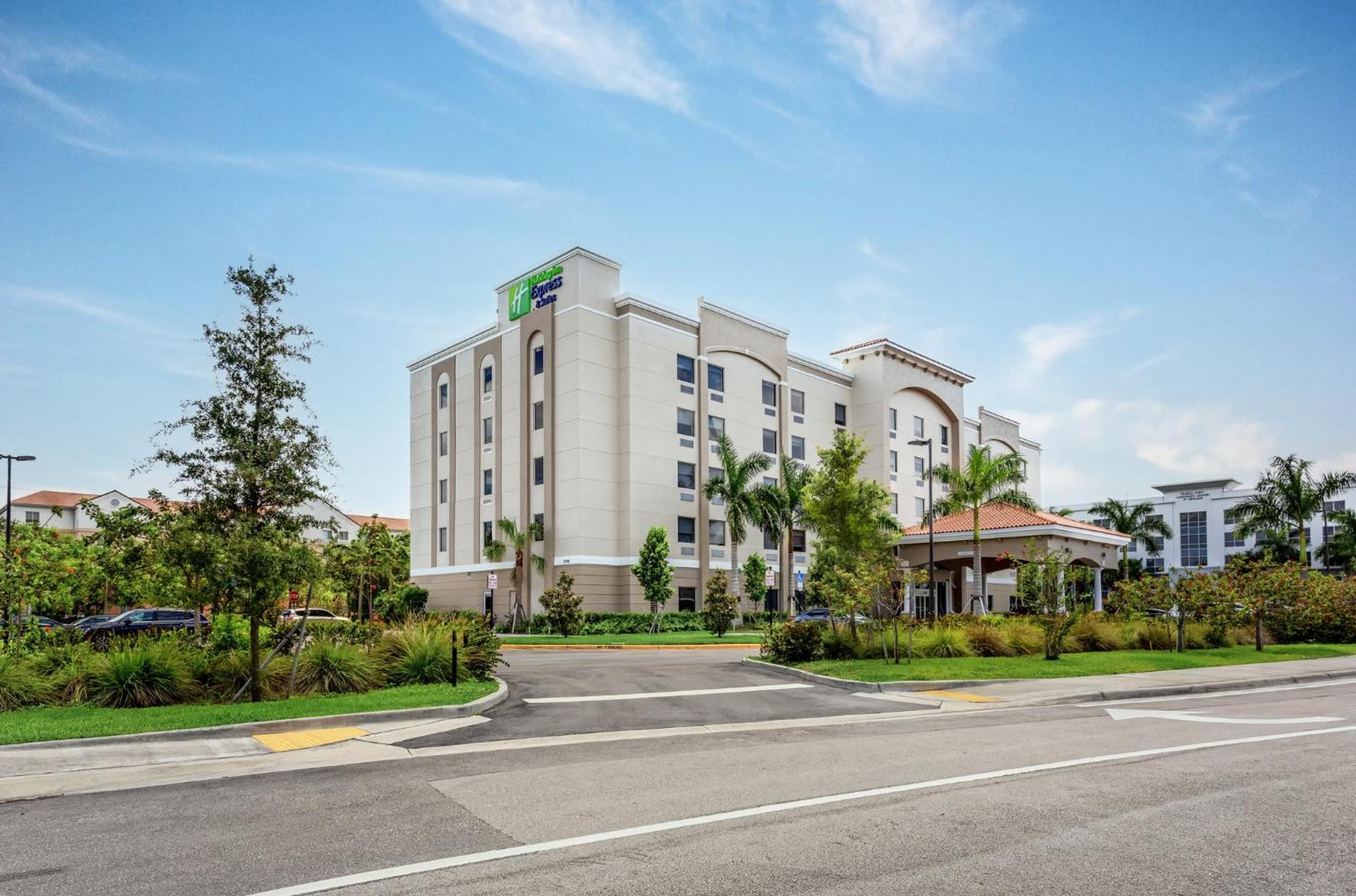 Holiday Inn Express & Suites - Miramar By Ihg ภายนอก รูปภาพ